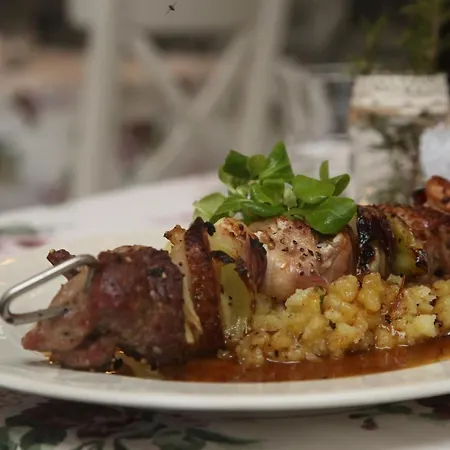 Guest house Restaurace A *
